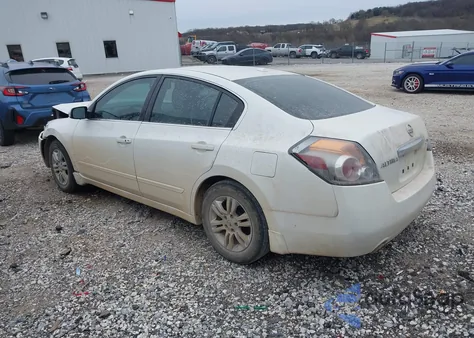 2011 Nissan Altima 2.5 S z USA, uszkodzony, nr VIN 1N4AL2AP1BN425113